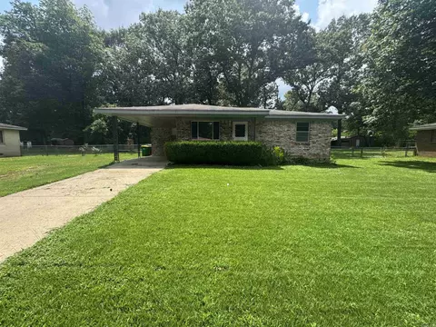 30 Sheila Dr, Sherwood, AR 72120