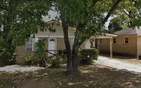 1404 Frank St, North Little Rock, AR 72114