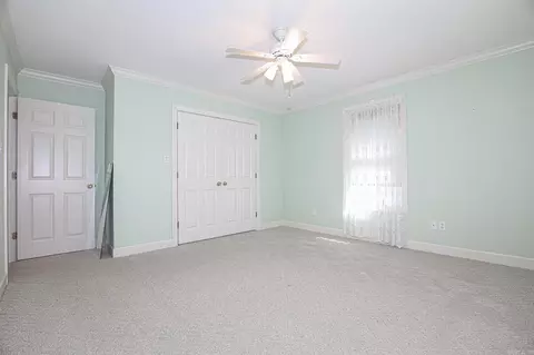 Bedroom - 827 Miller Loop, Benton, AR 72019 photo 2 of 7