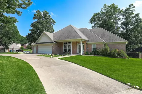 Exterior - 827 Miller Loop, Benton, AR 72019 photo 6 of 12