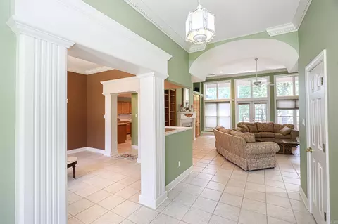Entry Way - 827 Miller Loop, Benton, AR 72019 photo 2 of 3