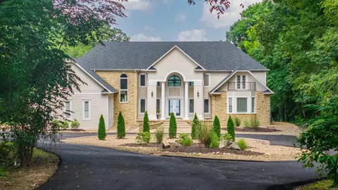 550 Long Island Dr, Hot Springs, AR 71913