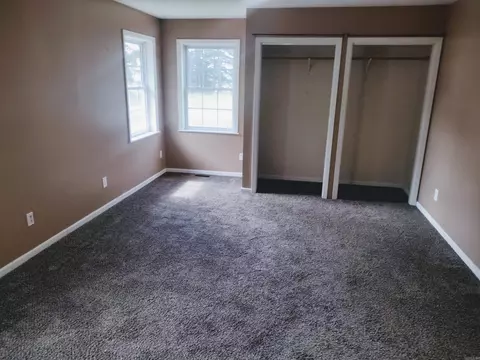 Bedroom - 903 Tower Lp, Mountain View, AR 72560 photo 6 of 7