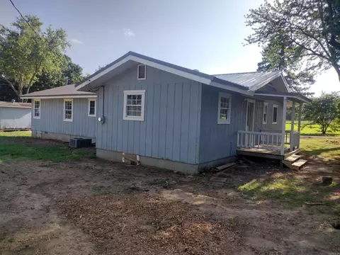 Exterior - 903 Tower Lp, Mountain View, AR 72560 photo 3 of 9