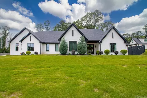 6105 Fait Rd, Benton, AR 72019