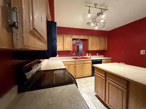 Kitchen - 455 Mc 7013, Flippin, AR 72634 photo 3 of 4