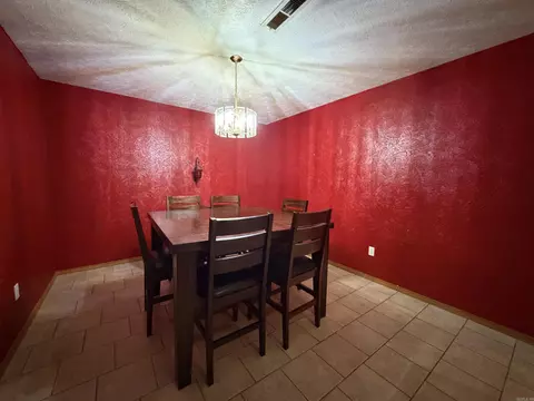 Dining - 455 Mc 7013, Flippin, AR 72634 photo 3 of 4