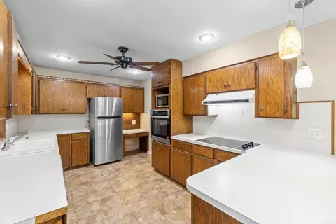 Kitchen - 22 E Hill Dr, Conway, AR 72032 photo 1 of 1