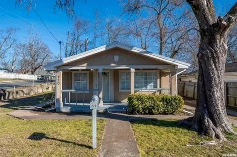 220 Beard St, Hot Springs, AR 71913
