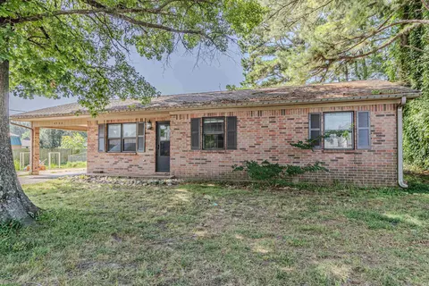 4504 Valley Vw, Paragould, AR 72450