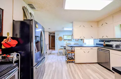 Kitchen - 129 Blossom Ln, Mena, AR 71953 photo 1 of 4