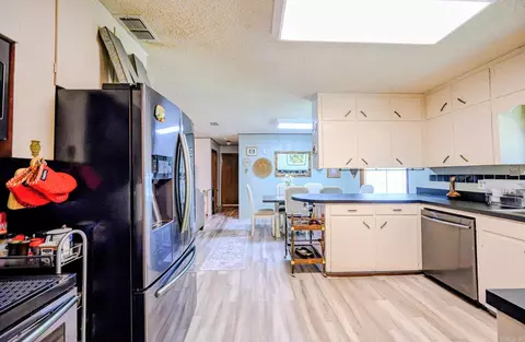 Kitchen - 129 Blossom Ln, Mena, AR 71953 photo 1 of 4