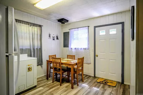 Dining - 129 Blossom Ln, Mena, AR 71953 photo 2 of 2