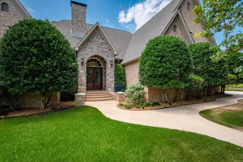 6423 Caribbean Drive W Dr, Benton, AR 72019