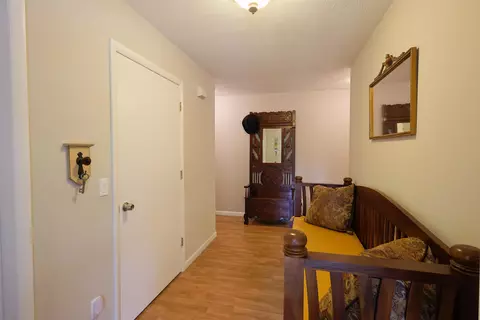 Entry Way - 684 Townsend Rd, Wideman, AR 72585 photo 4 of 5