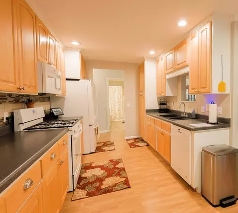 Kitchen - 684 Townsend Rd, Wideman, AR 72585 photo 2 of 2