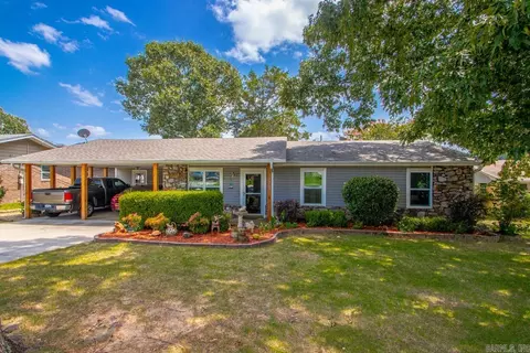 1207 Dyson Dr, Sherwood, AR 72120