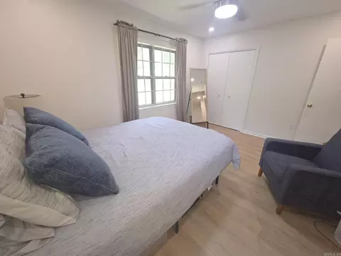 Bedroom - 1101 N Cedar, Searcy, AR 72143 photo 4 of 9