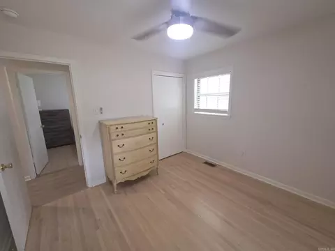 Bedroom - 1101 N Cedar, Searcy, AR 72143 photo 6 of 9