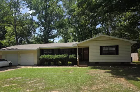 1101 N Cedar, Searcy, AR 72143