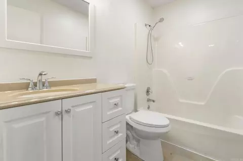 Bath - 3002 Forest Dr, Bryant, AR 72022 photo 3 of 3