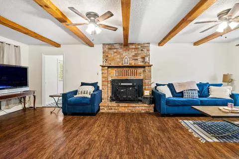 Living - 17512 N Sardis, Mabelvale, AR 72103 photo 1 of 2