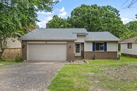 4 Rook Pl, Maumelle, AR 72113