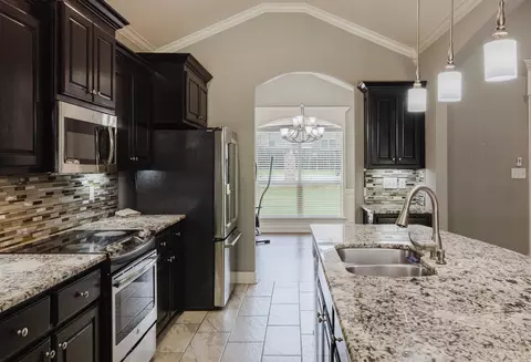Kitchen - 3020 Olson Cir, Bryant, AR 72022 photo 3 of 3