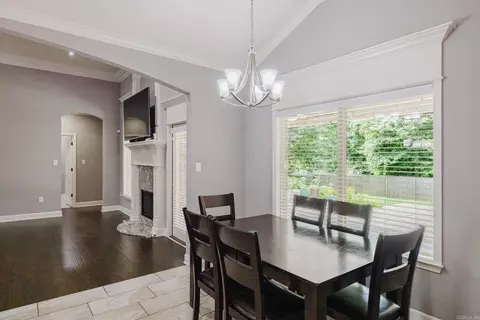 Dining - 3020 Olson Cir, Bryant, AR 72022 photo 2 of 2