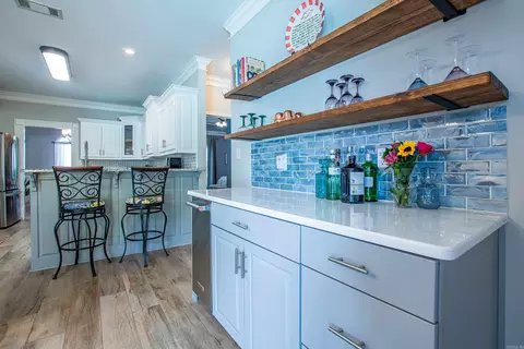 Kitchen - 824 Sedgefield Dr, Bryant, AR 72022 photo 5 of 5