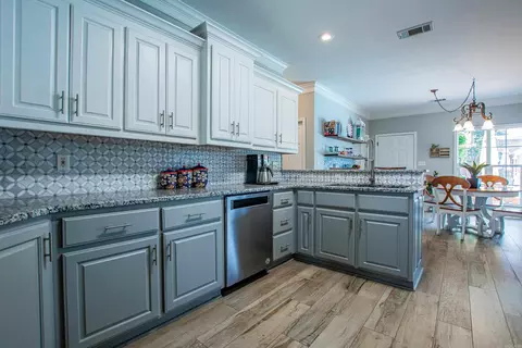 Kitchen - 824 Sedgefield Dr, Bryant, AR 72022 photo 1 of 5
