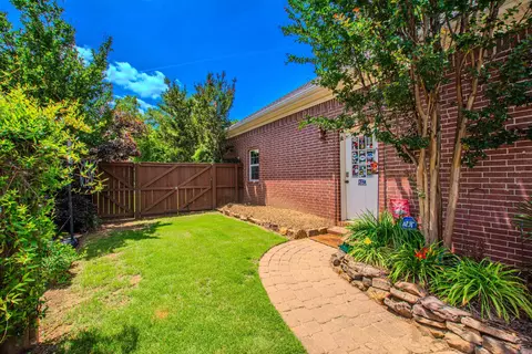 Exterior - 824 Sedgefield Dr, Bryant, AR 72022 photo 13 of 17