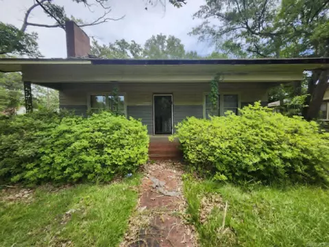 3501 S Cherry, Pine Bluff, AR 71603