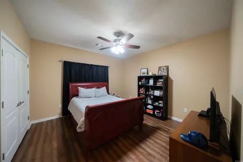 Bedroom - 24 Sue Ln, Conway, AR 72032 photo 4 of 5