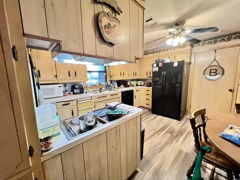 Kitchen - 127 E Mill St, Malvern, AR 72104 photo 3 of 3