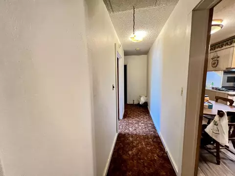 Entry Way - 127 E Mill St, Malvern, AR 72104 photo 1 of 1