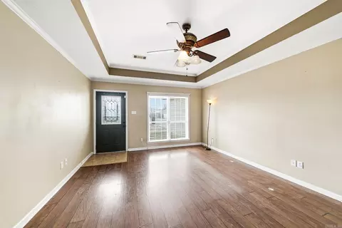 Living - 7 Moonlight Cv, Ward, AR 72176 photo 4 of 5