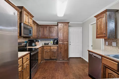 Kitchen - 27 Sagebrush Ln, Cabot, AR 72023 photo 3 of 5