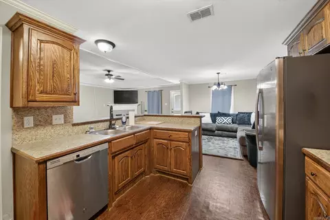 Kitchen - 27 Sagebrush Ln, Cabot, AR 72023 photo 5 of 5
