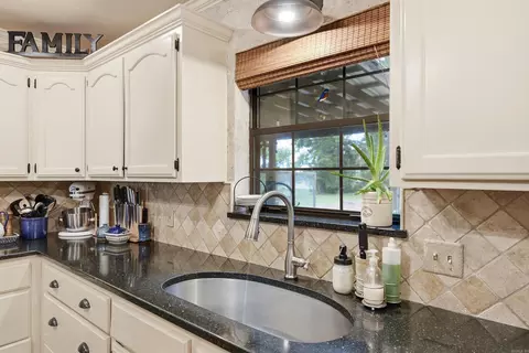 Kitchen - 2341 Hermes, Conway, AR 72032 photo 2 of 7