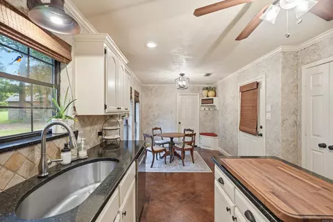 Kitchen - 2341 Hermes, Conway, AR 72032 photo 5 of 7