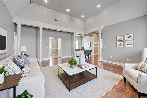 Living - 17 Ozark Dr, Damascus, AR 72039 photo 1 of 1
