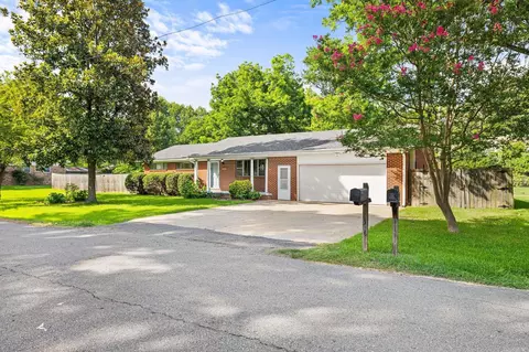 Exterior - 516 Elm St, Cabot, AR 72023 photo 3 of 11