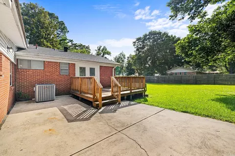 Exterior - 516 Elm St, Cabot, AR 72023 photo 8 of 11