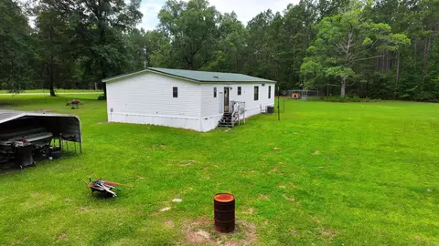 Exterior - 4654 Calhoun 22, Hampton, AR 71744 photo 1 of 16