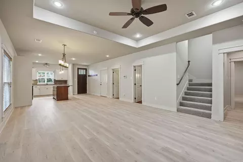 Living - 3330 Nicklaus Dr, Conway, AR 72034 photo 6 of 9