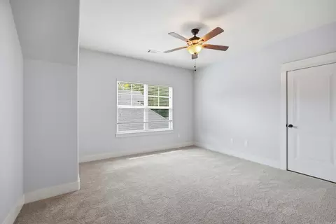 Bedroom - 3330 Nicklaus Dr, Conway, AR 72034 photo 2 of 8
