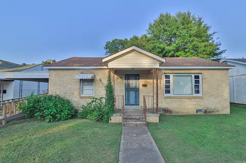 Exterior - 308 Mildred Ave, Trumann, AR 72472 photo 2 of 4