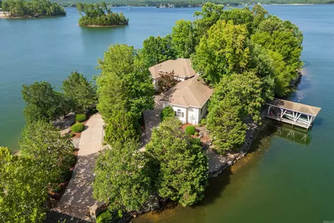 10 Guindola Ln, Hot Springs Village, AR 71909