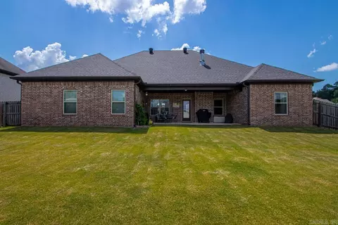 Exterior - 5022 Maple Leaf, Benton, AR 72019 photo 3 of 9